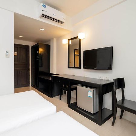 Pp Charlie Beach Resort Phi Phi Don Exterior photo